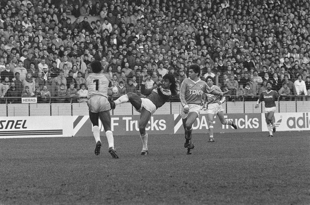 Ruud Gullit u dresu PSV-a