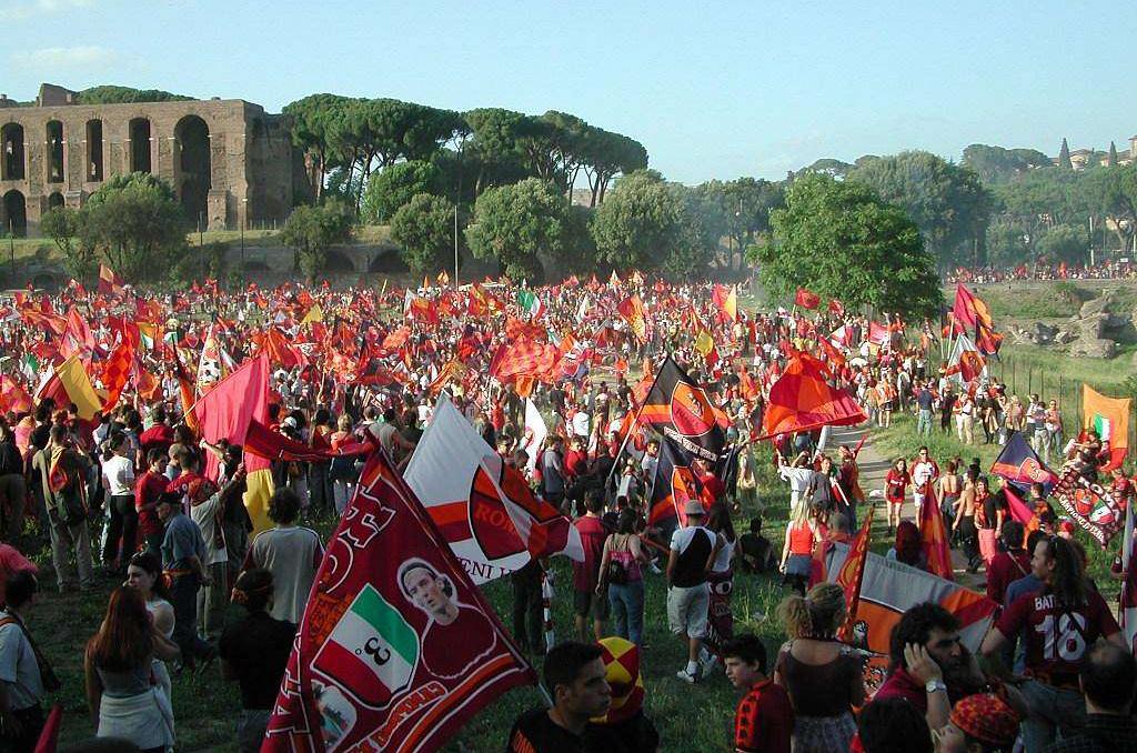 Rimski derbi i navijači Rome